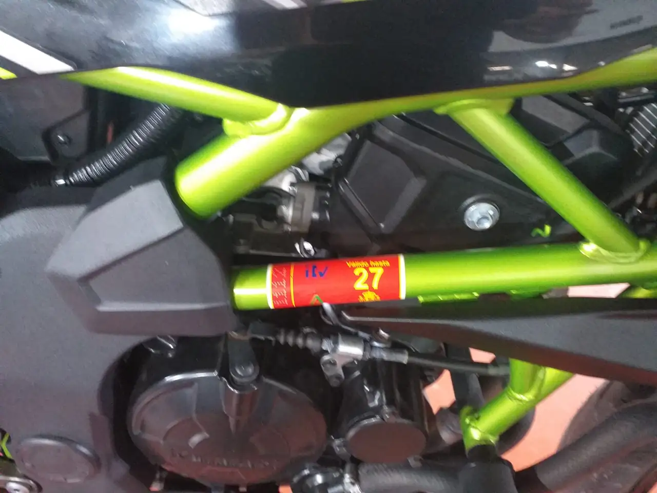 Kawasaki Z125 – Vista 11