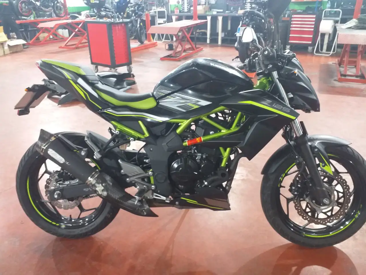 Kawasaki Z125 – Vista 3