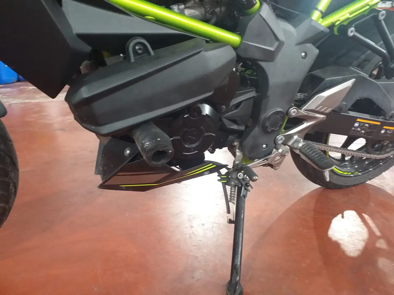Kawasaki Z125 – Vista 9