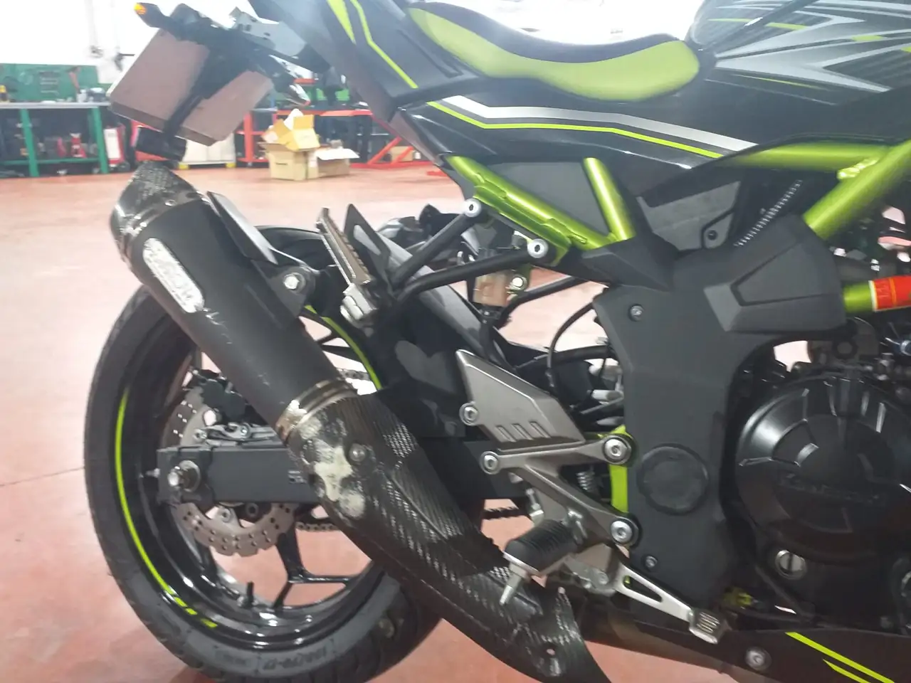 Kawasaki Z125 – Vista 10
