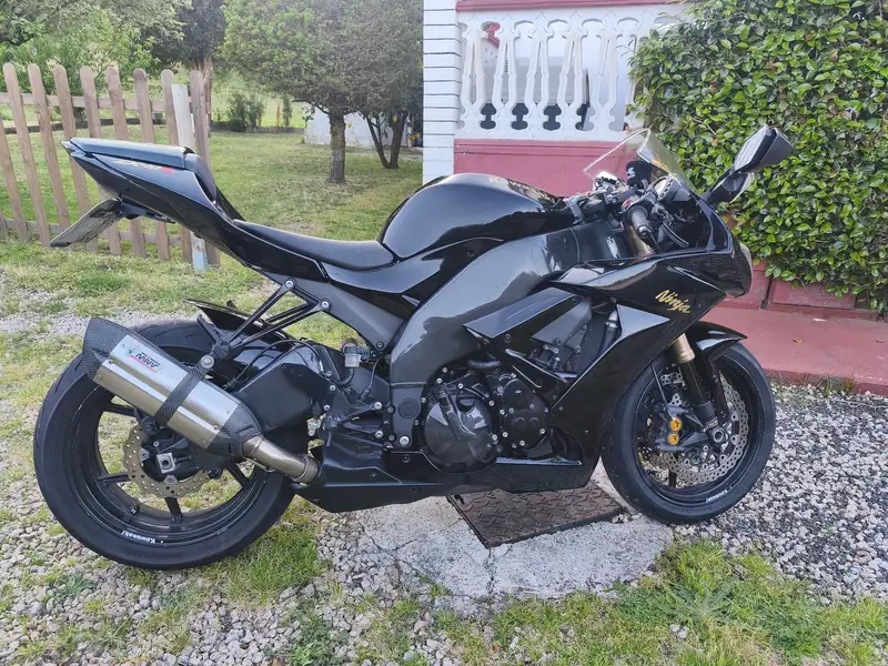 Kawasaki Ninja ZX-10R 4800 € 2010 A Coruña - 1