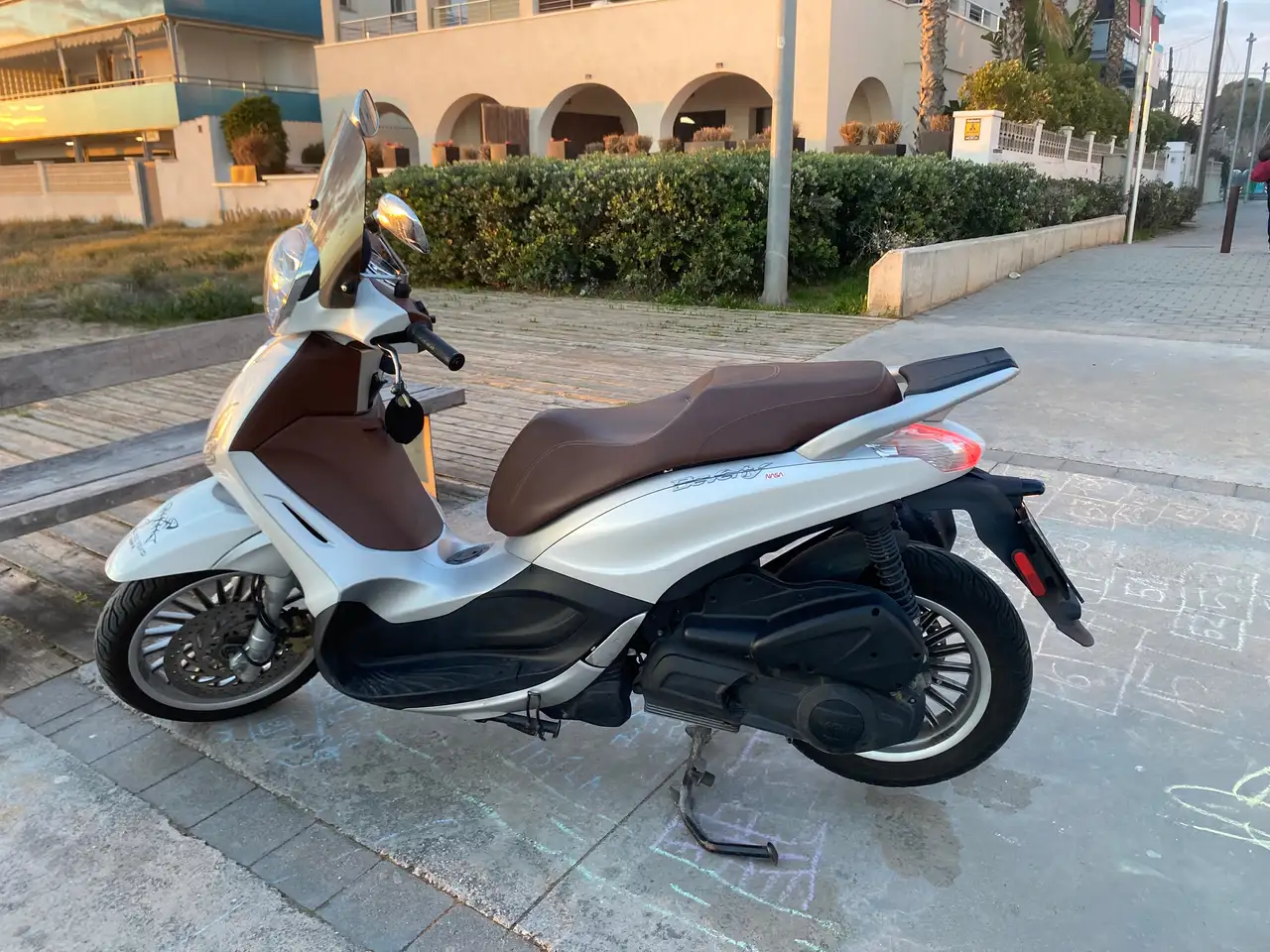 Piaggio Beverly 300 – Vista 7