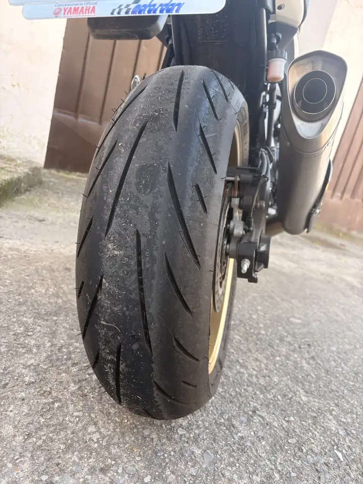 Yamaha R7 – Vista 3