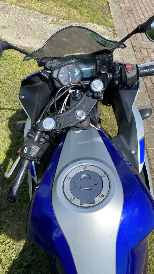 Yamaha YZF-R3 - Vista 6