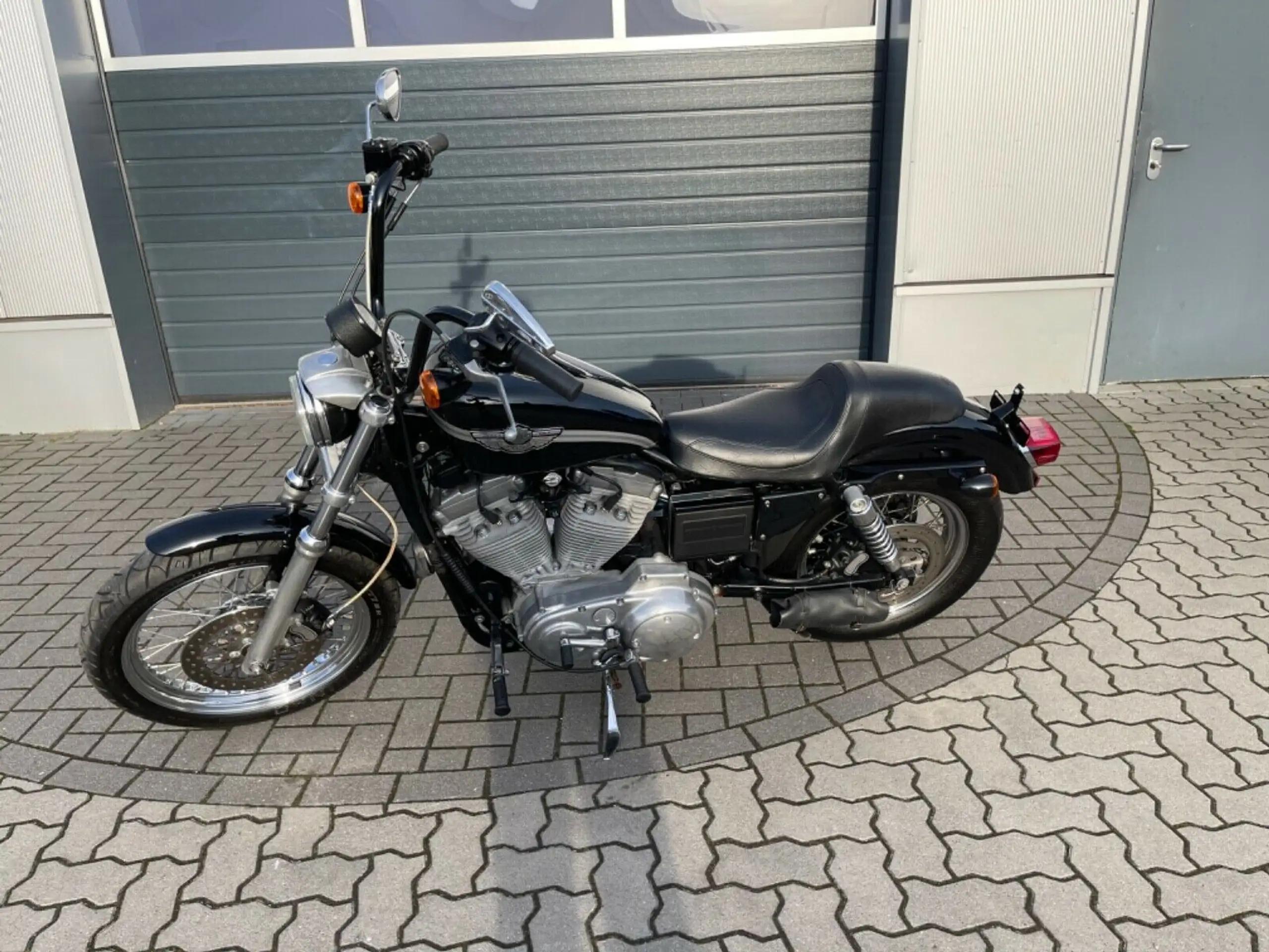 Harley-Davidson Sportster 883 – Vista 2