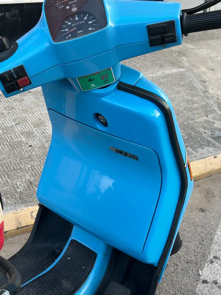 Vespa Cosa 200 – Vista 2