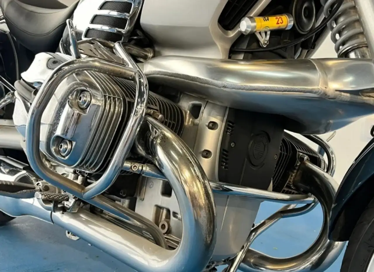 BMW R 1200 C - Vista 9