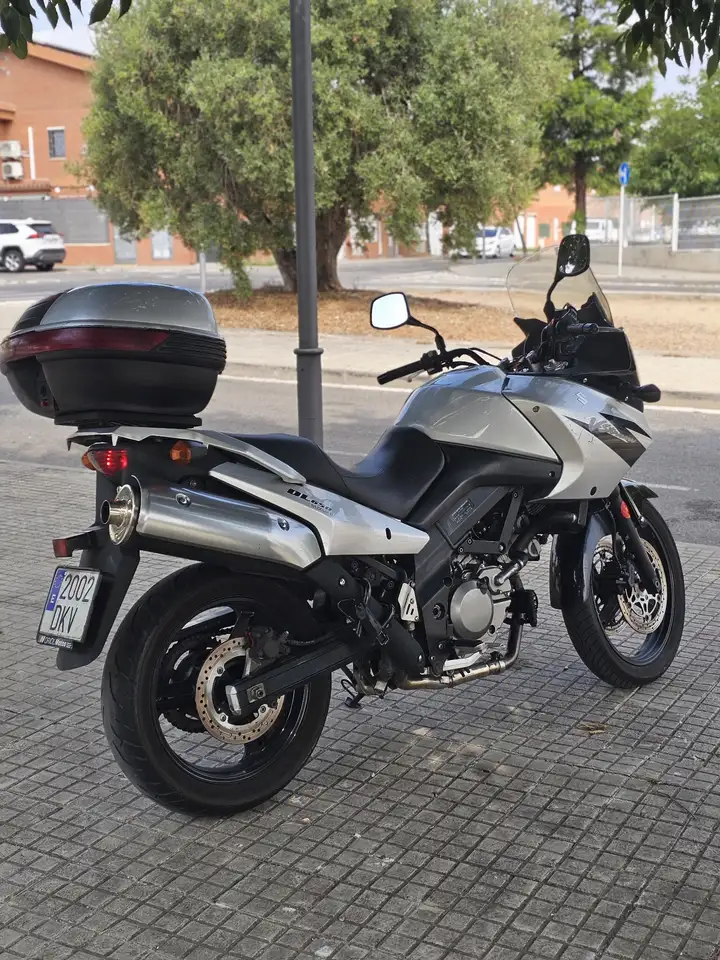 Suzuki V-Strom 650 - Vista 4