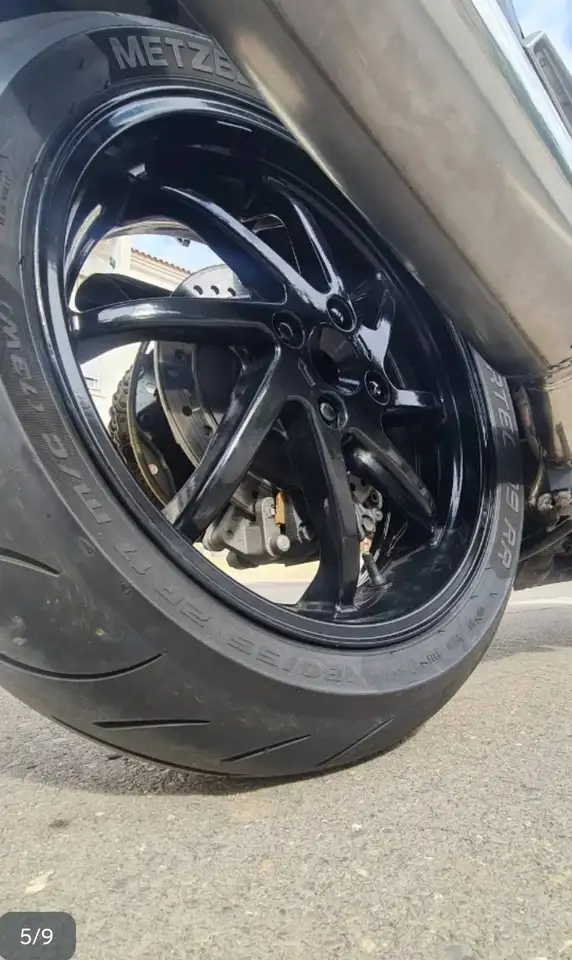 Honda VFR800F - Vista 8