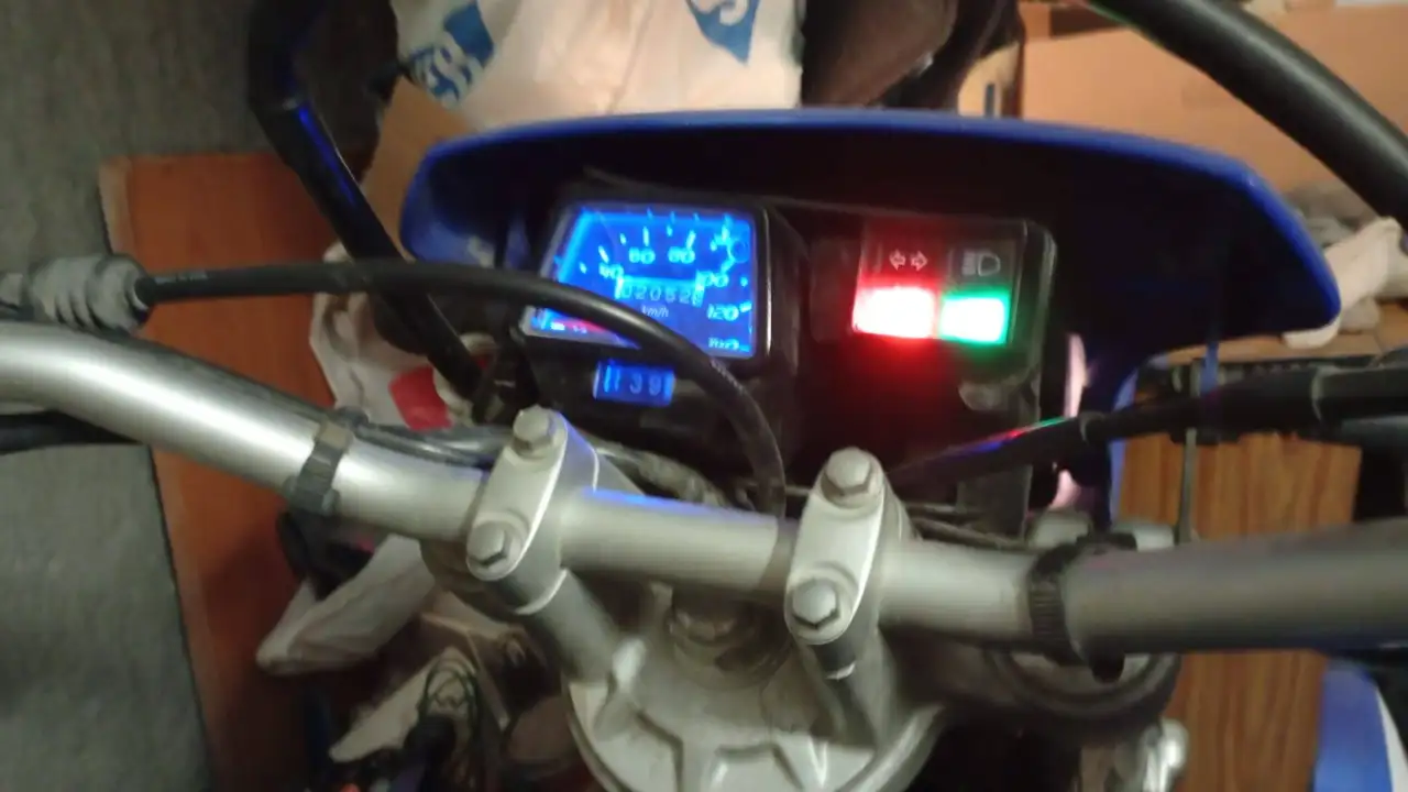 Yamaha DT125 - Vista 3
