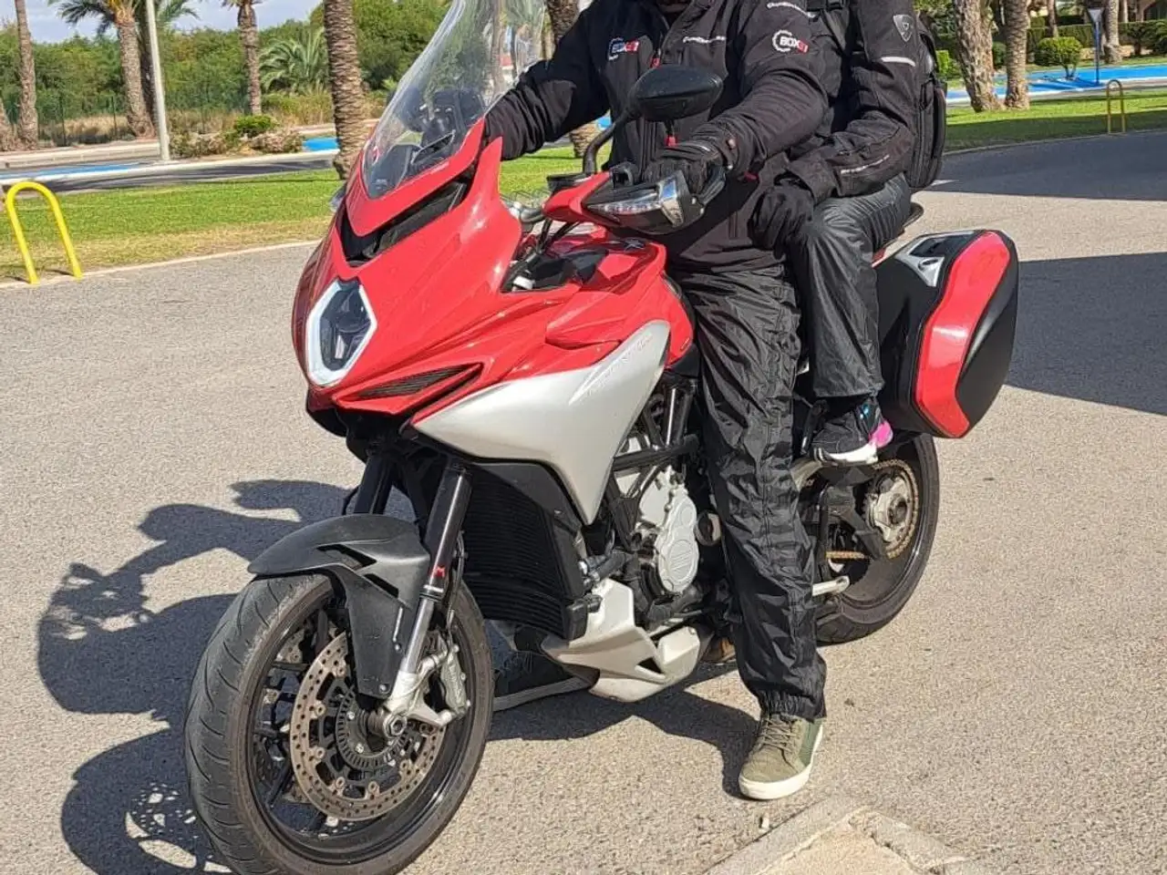 MV Agusta Turismo Veloce 800 – Vista 3