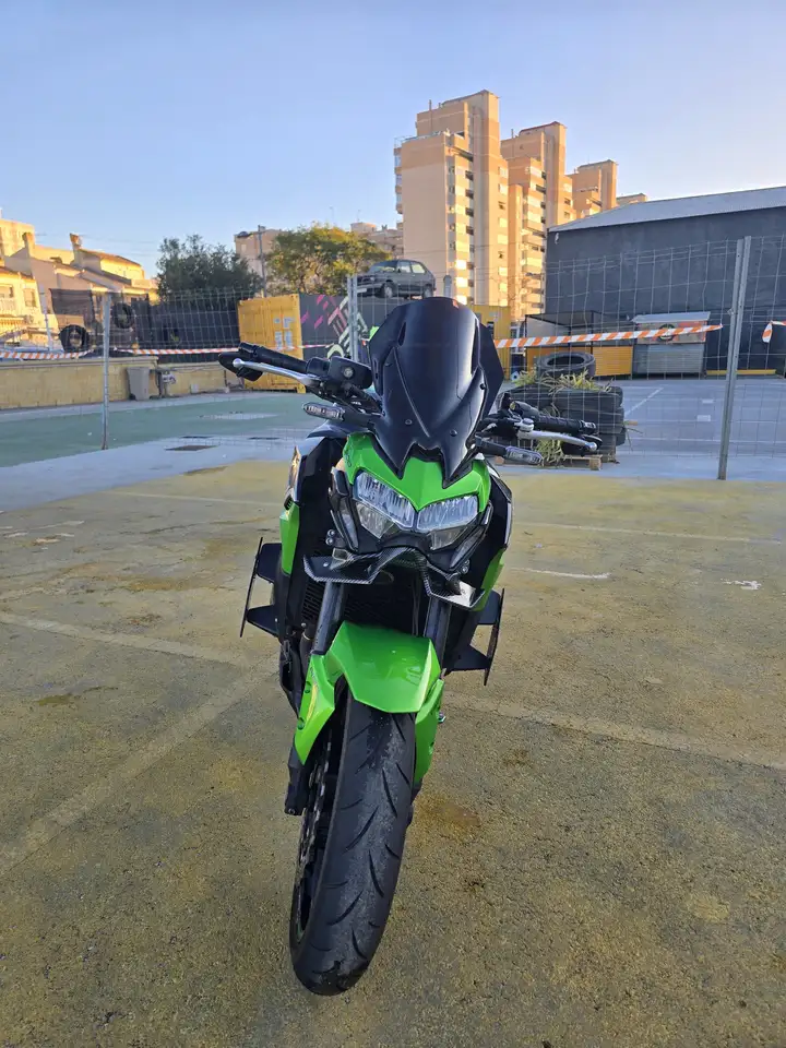 Kawasaki Z900 – Vista 2