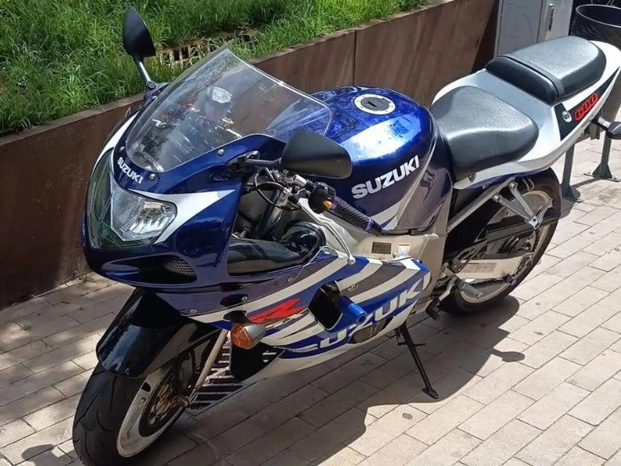 Suzuki GSX-R600 - Vista 1