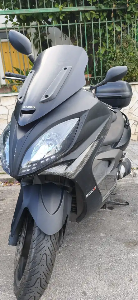 Kymco Xciting 500 – Vista 3