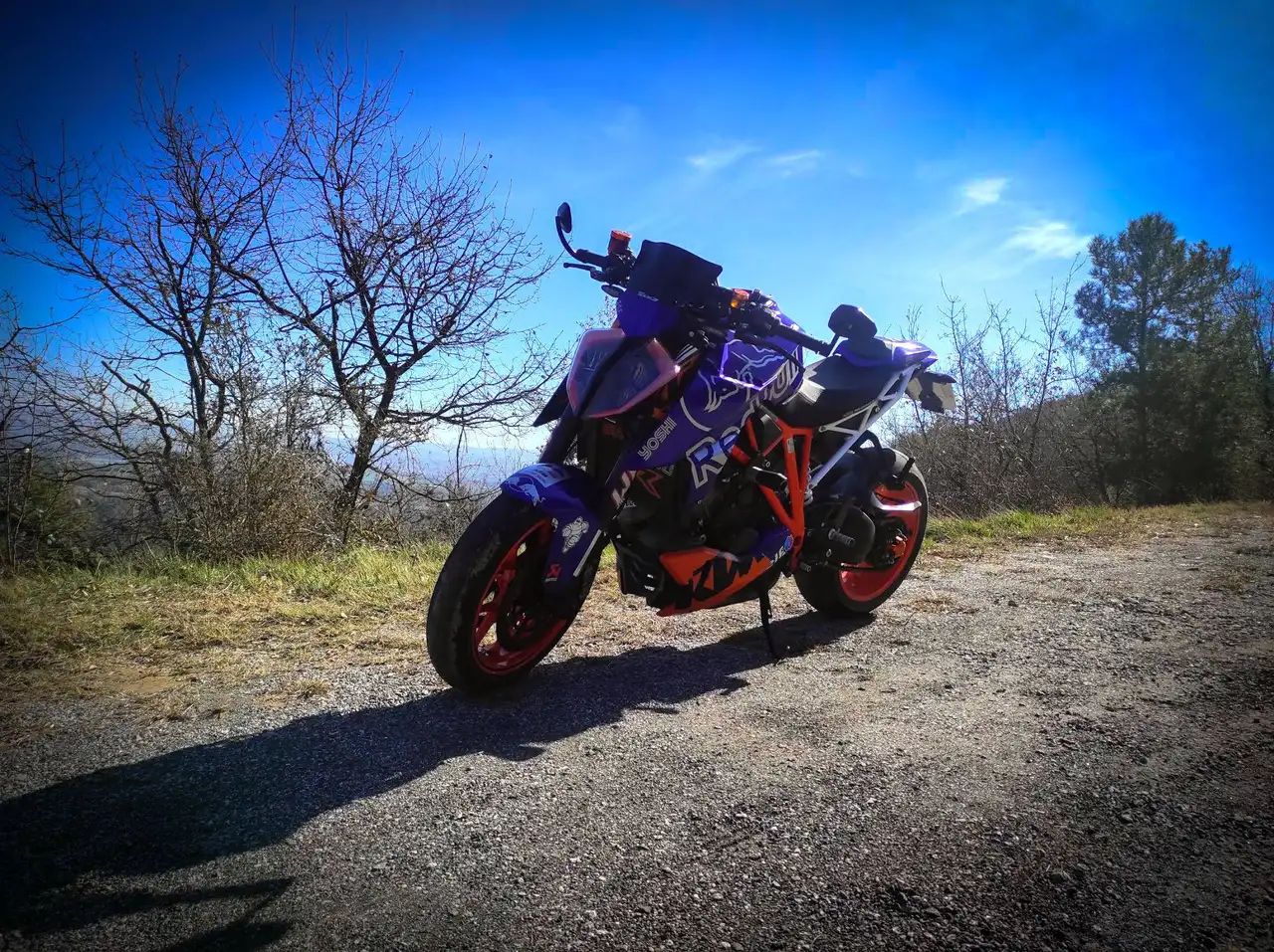 KTM 1290 Super Duke R - Vista 4