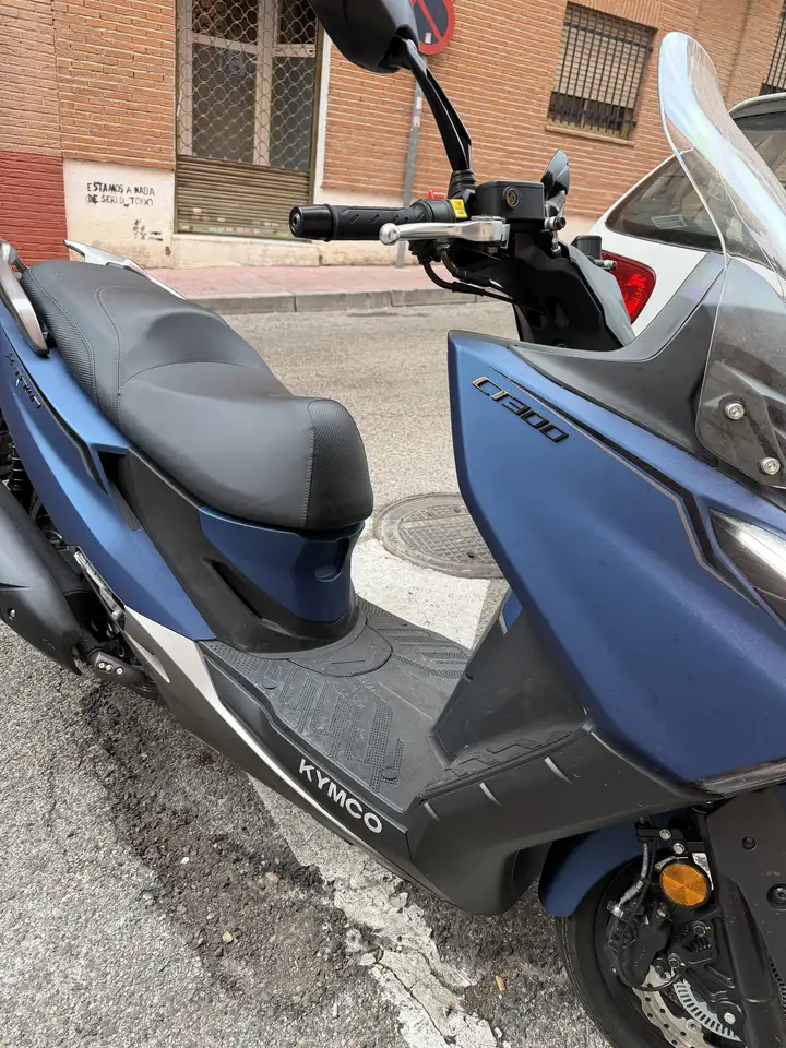 Kymco X-Town – Vista 3