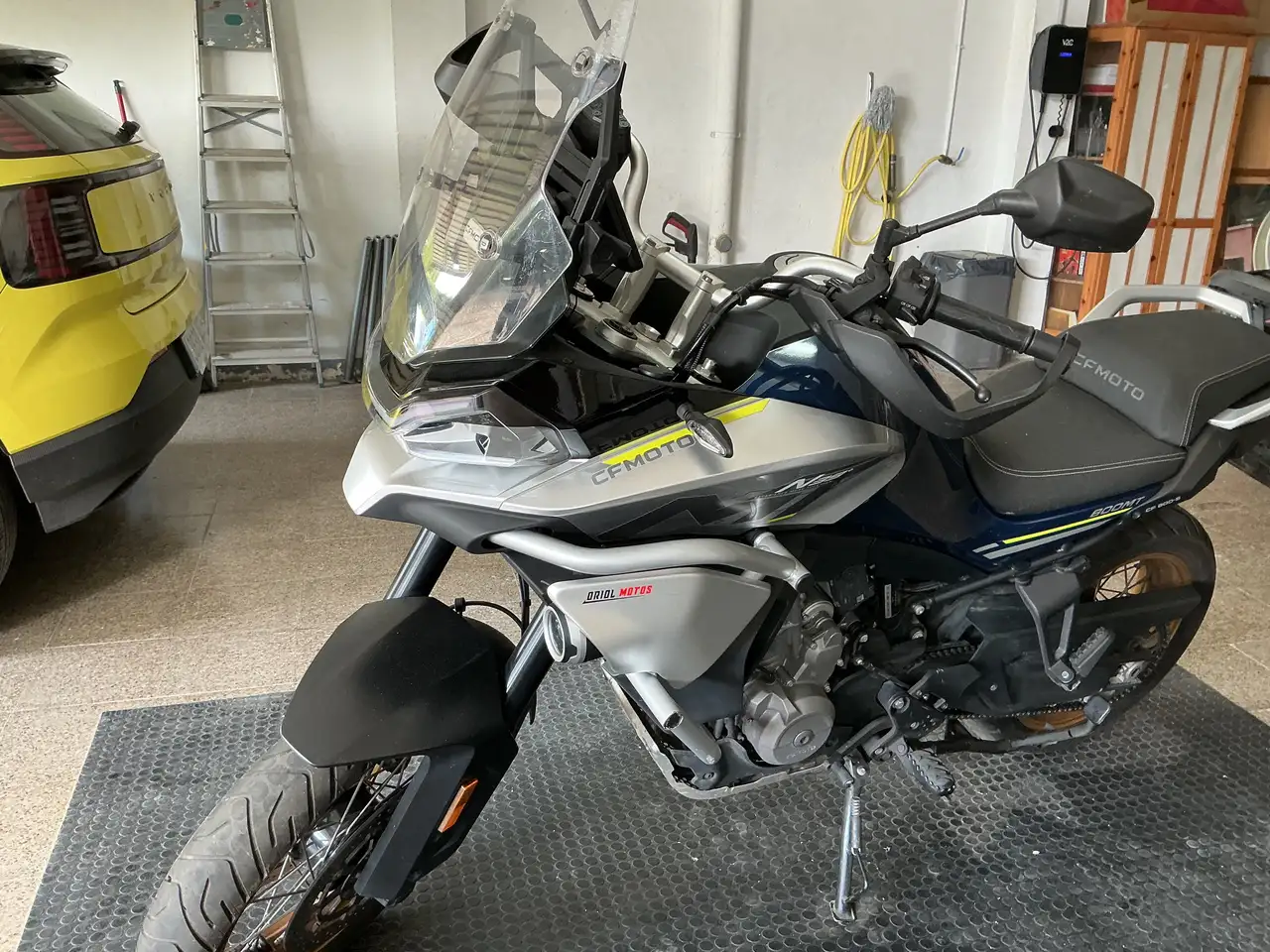 CFMOTO 800MT - Vista 15