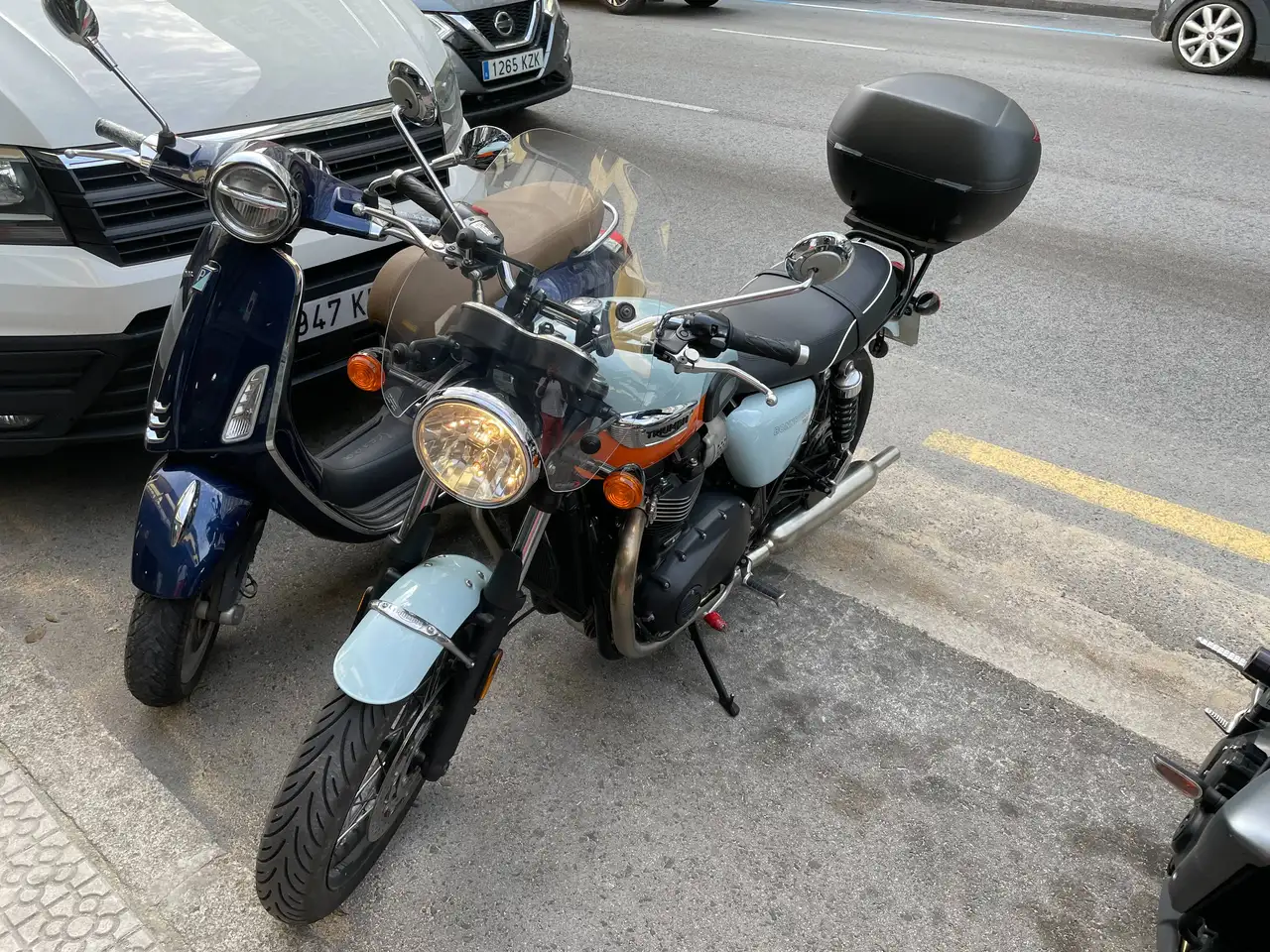 Triumph Bonneville T100 - Vista 4