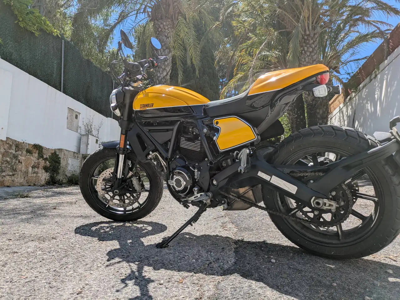 Ducati Scrambler - Vista 3