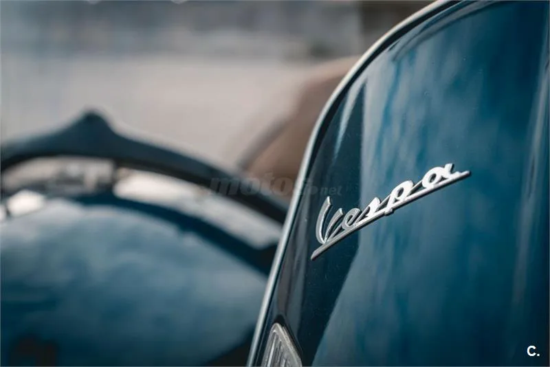 Vespa GTV 250 ie – Vista 15