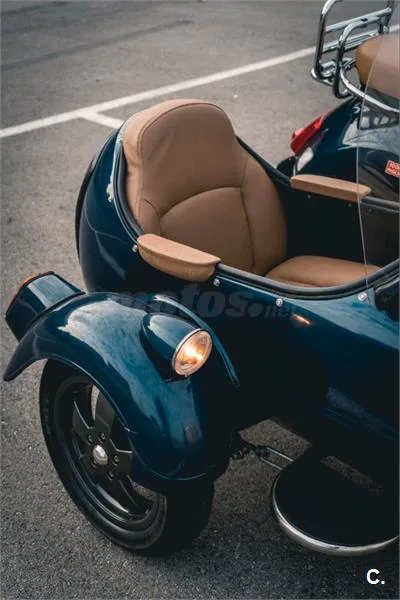Vespa GTV 250 ie – Vista 16