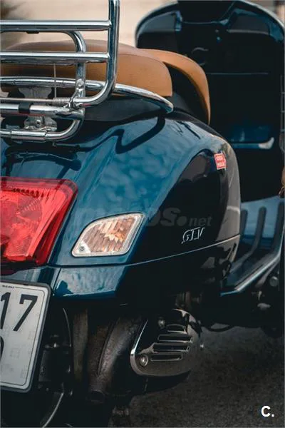 Vespa GTV 250 ie – Vista 7