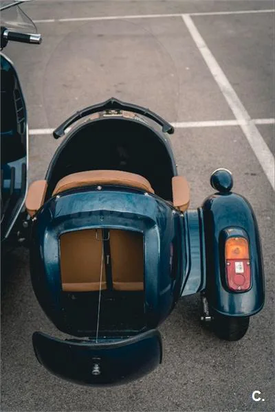 Vespa GTV 250 ie – Vista 8