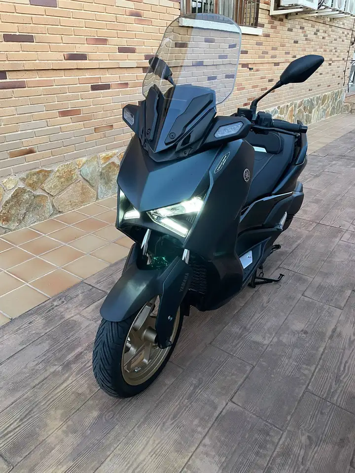 Yamaha XMAX 300 – Vista 5
