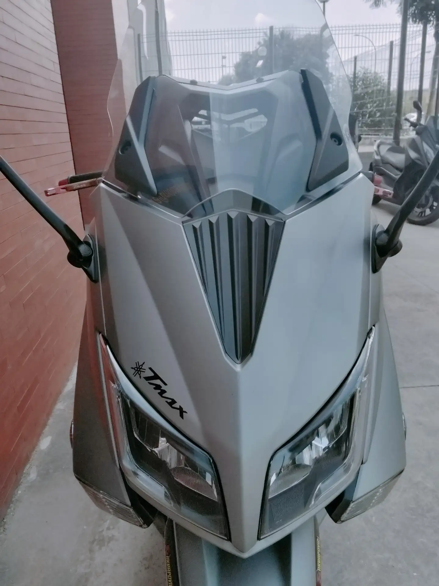 Yamaha TMAX 530 – Vista 14