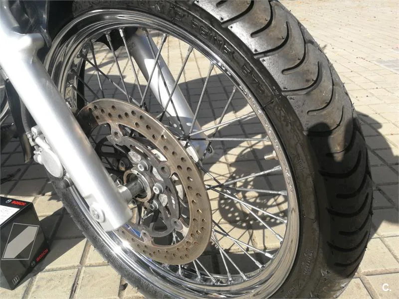 Suzuki Intruder 250 LC – Vista 7