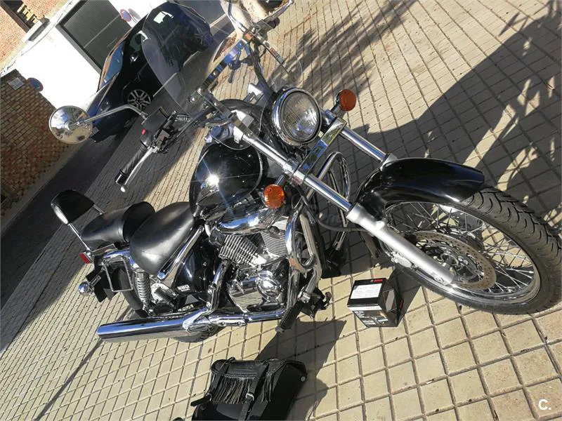 Suzuki Intruder 250 LC – Vista 9