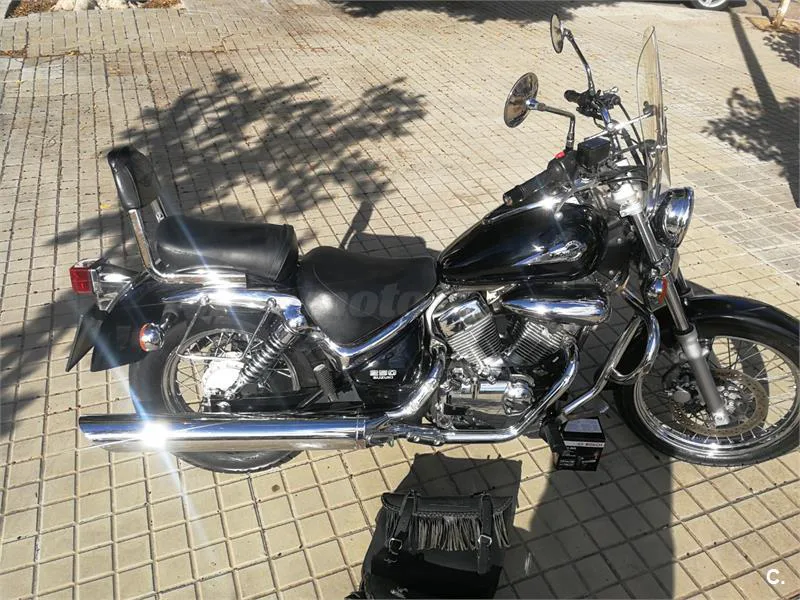 Suzuki Intruder 250 LC – Vista 10