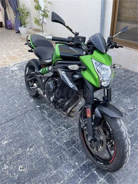 Kawasaki ER-6n - Vista 3