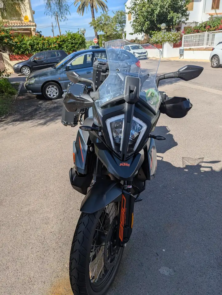 KTM 890 Adventure – Vista 4