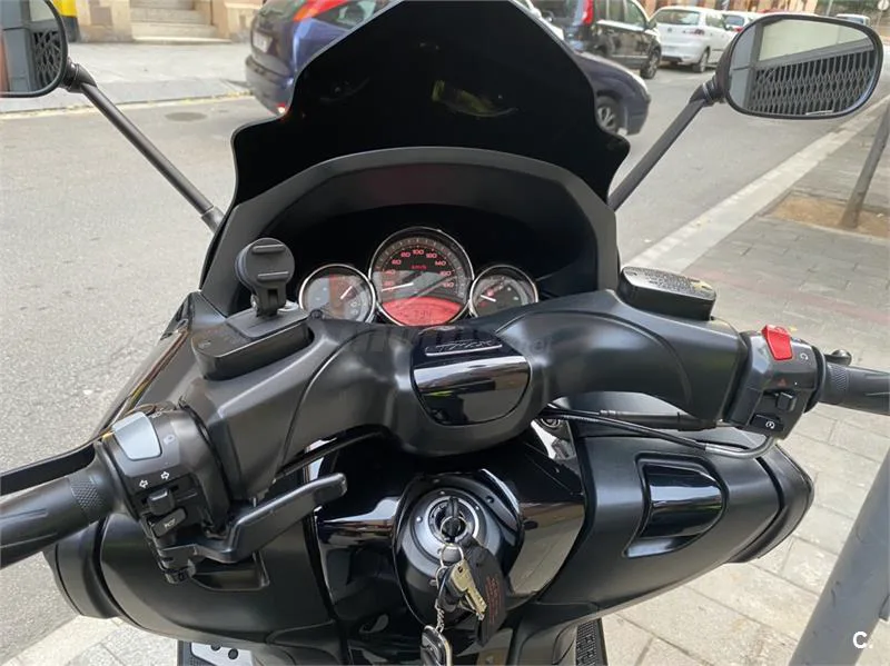 Yamaha TMAX 500 – Vista 10