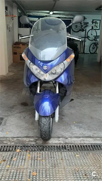 Suzuki Burgman 125 – Vista 2