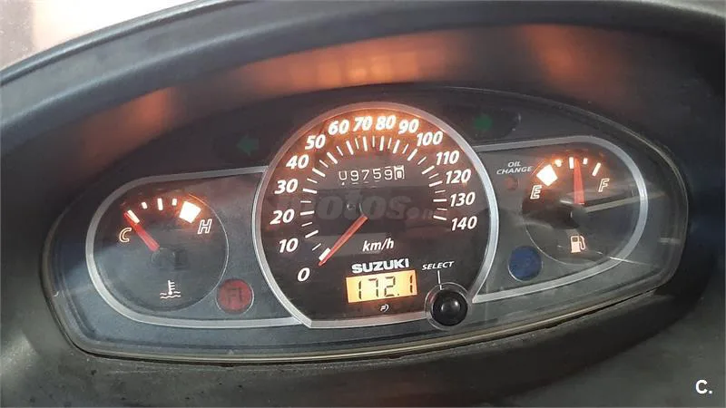 Suzuki Burgman 125 – Vista 4