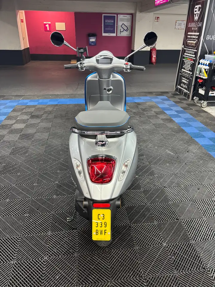 Vespa Elettrica – Vista 3