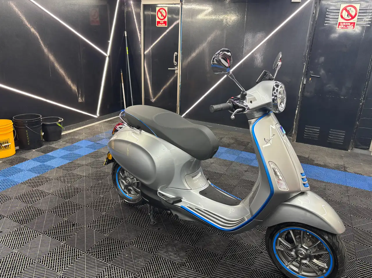 Vespa Elettrica – Vista 4