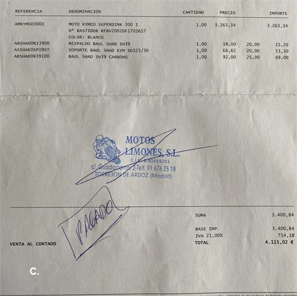 Kymco Super Dink 300i – Vista 9