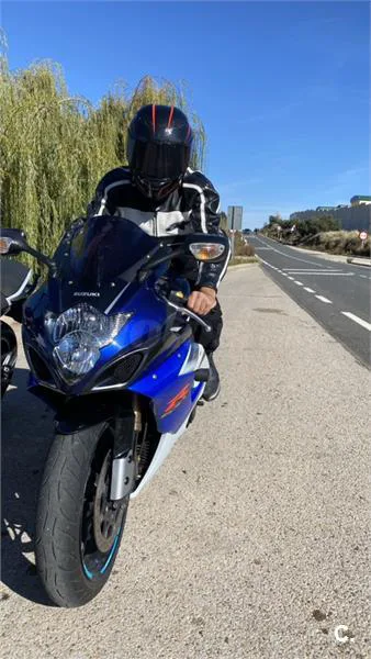 Suzuki GSX-R1000 – Vista 3