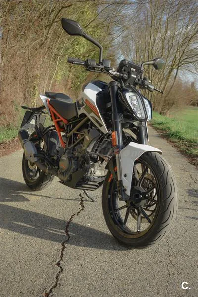 KTM 125 – Vista 2