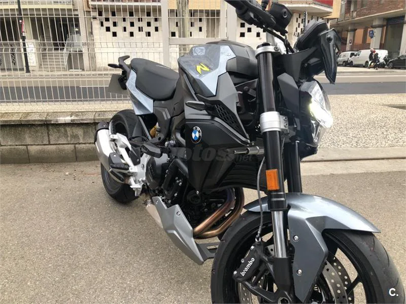 BMW F 900 R – Vista 2