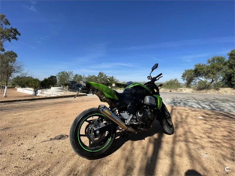 Kawasaki Z 750 – Vista 5