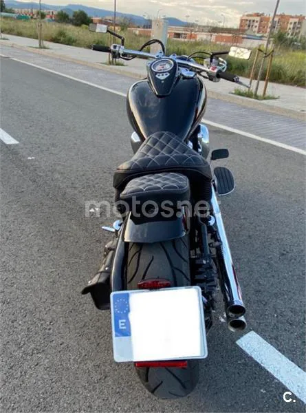 Kawasaki VN 900 CLASSIC – Vista 13