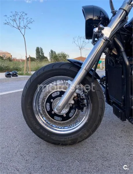 Kawasaki VN 900 CLASSIC – Vista 8