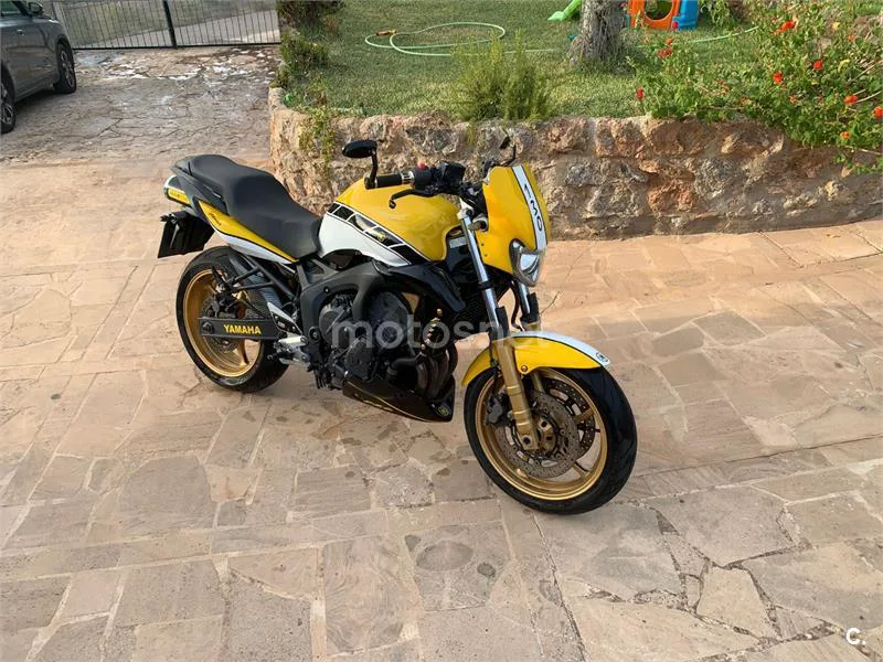 Yamaha FZ6 - Vista 10