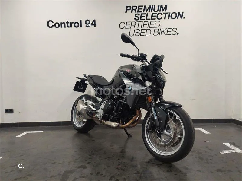 BMW F 900 R – Vista 4