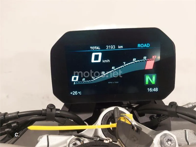 BMW F 900 R – Vista 6
