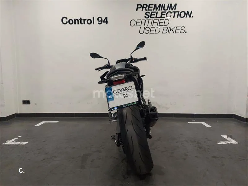 BMW F 900 R – Vista 9